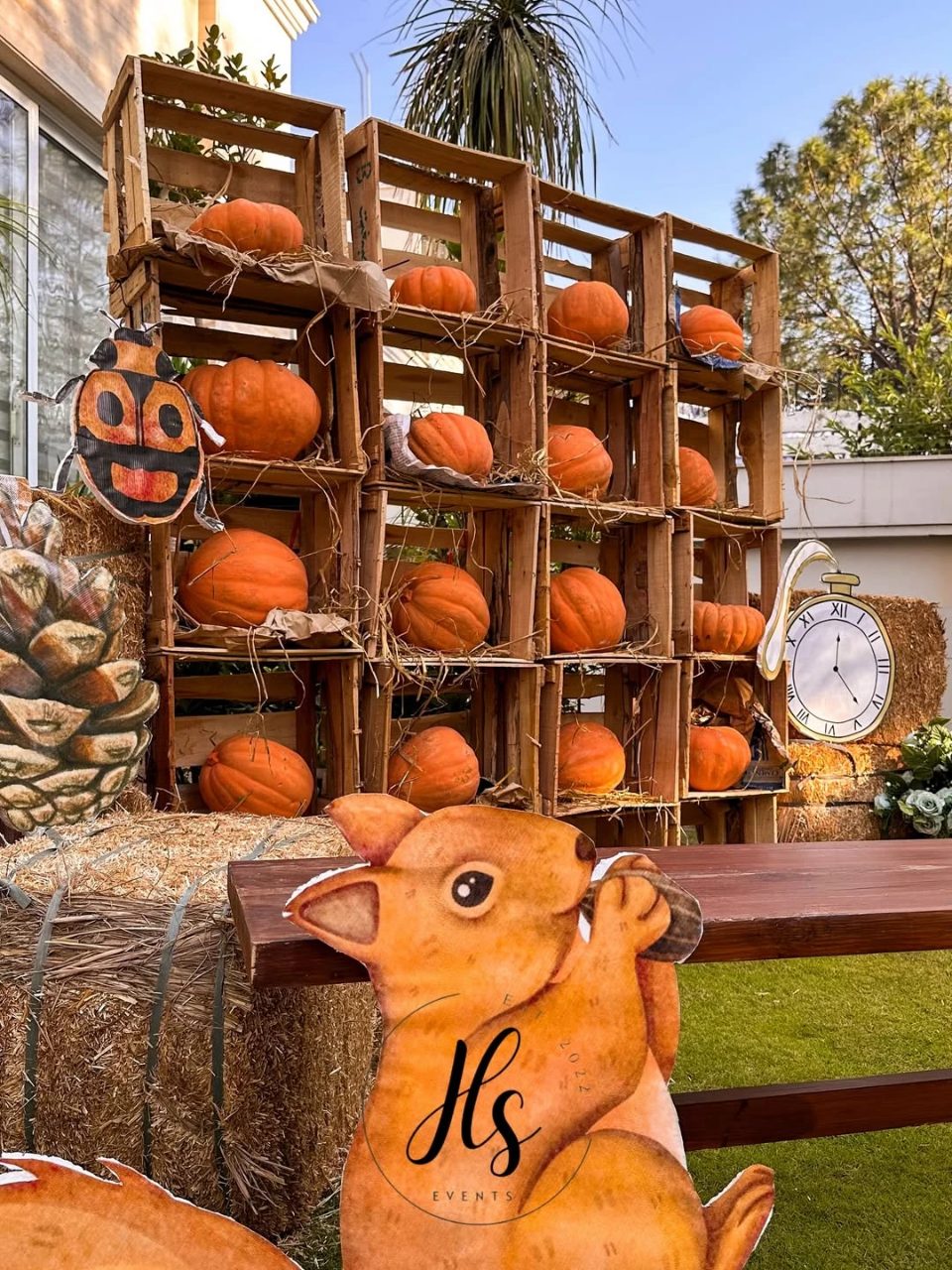 Vertical Pumpkin Crate Wall fall birthday party ideas