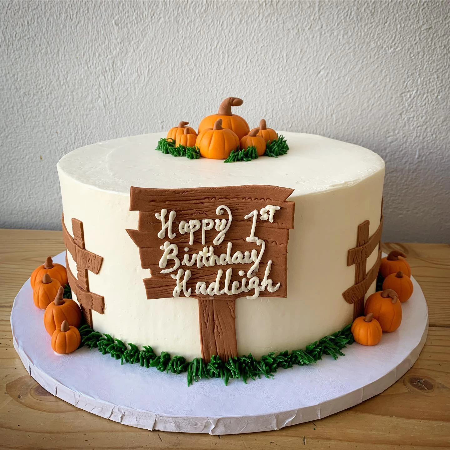 Pumpkin Patch Milestone Cake fall birthday party ideas