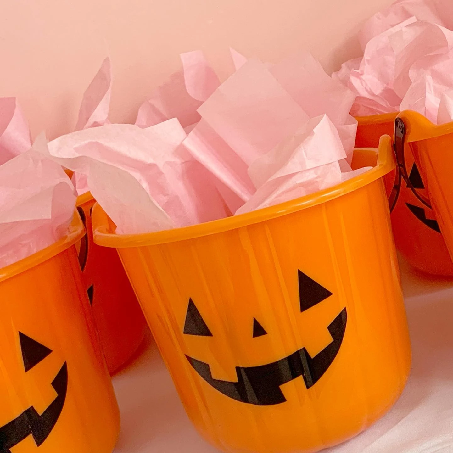 Pumpkin Pail Party Favors fall birthday party ideas