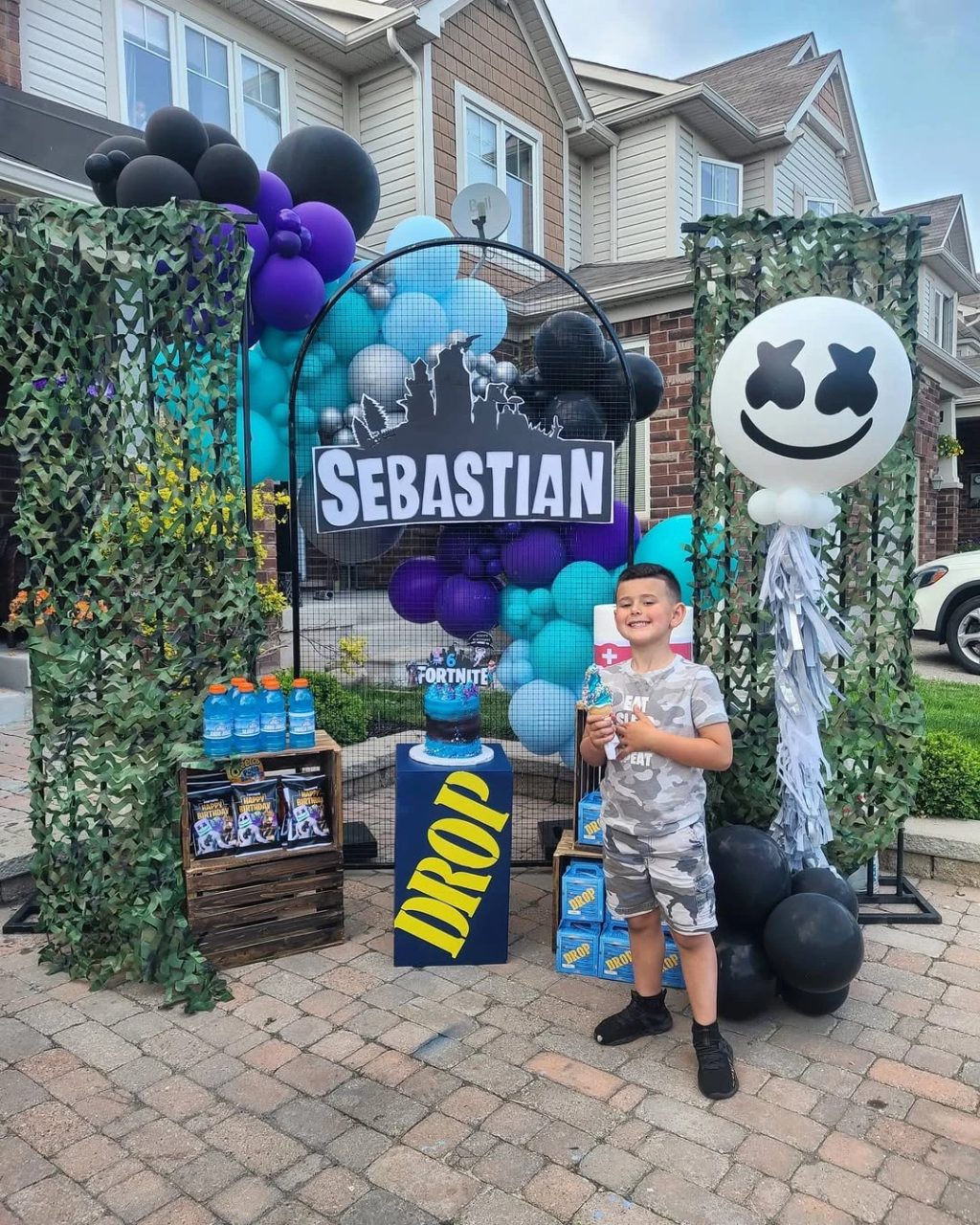 Camouflage Mesh Entryway fortnite birthday party ideas