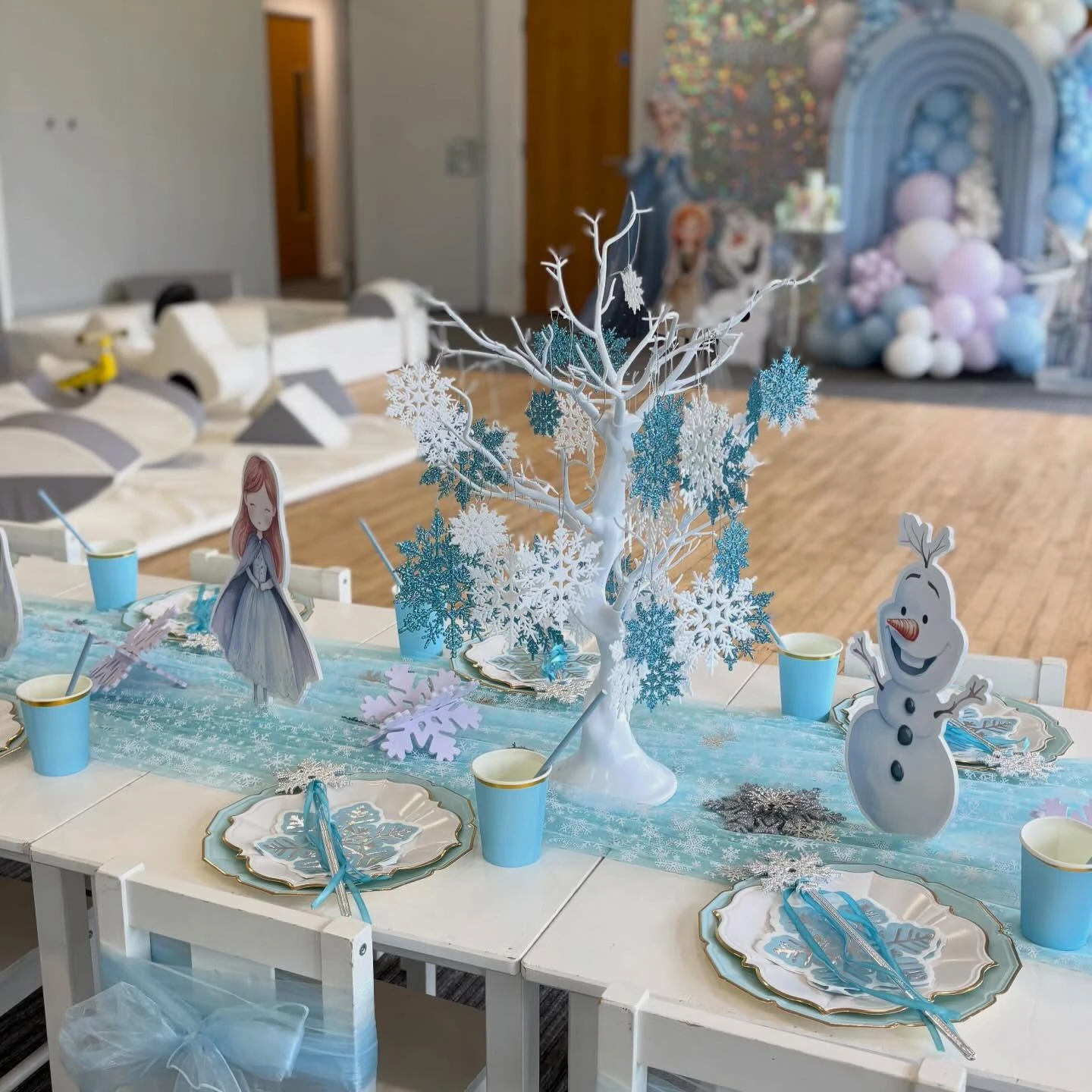 Glittering Winter Tree Centerpiece frozen birthday party ideas