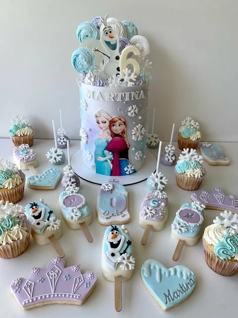 Character-Themed Dessert Station frozen birthday party ideas