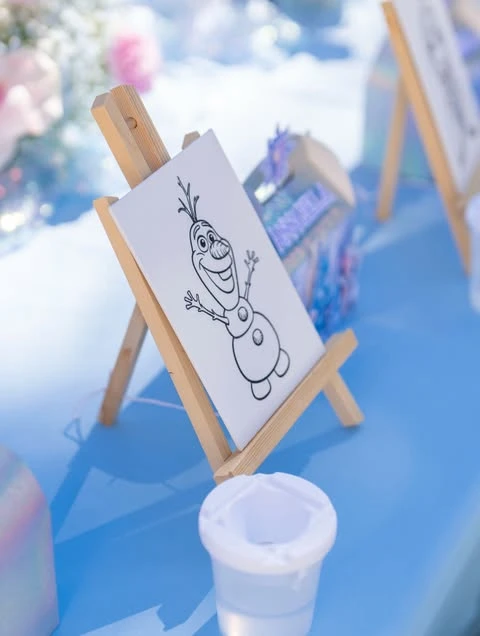 Icy Portrait Painting frozen birthday party ideas