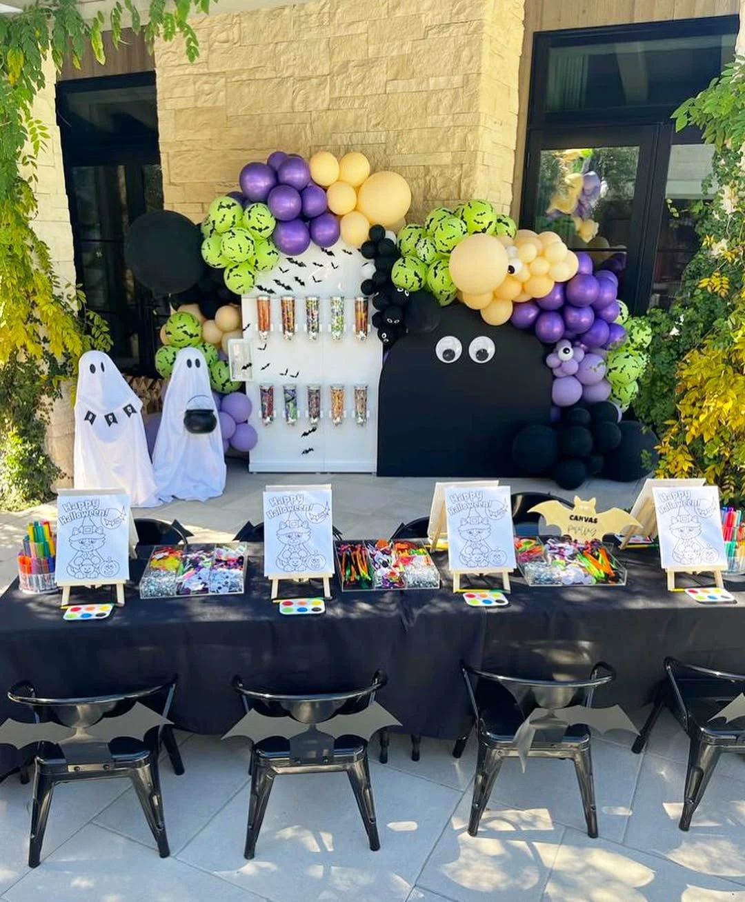 Creative Canvas and Treat Zone halloween birthday party for kids