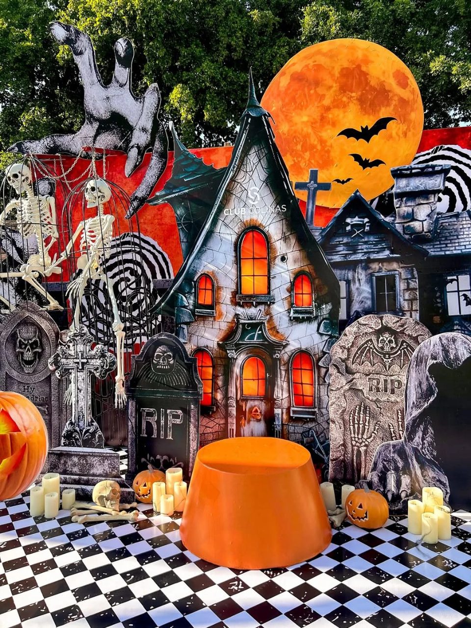 Graphic Entryway and Backdrop halloween house party