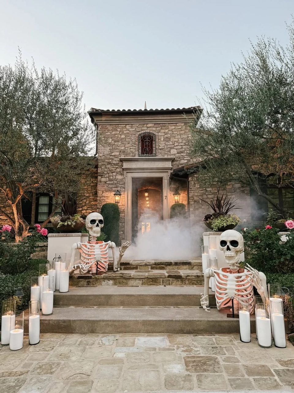 Foggy Skeleton Welcome halloween house party