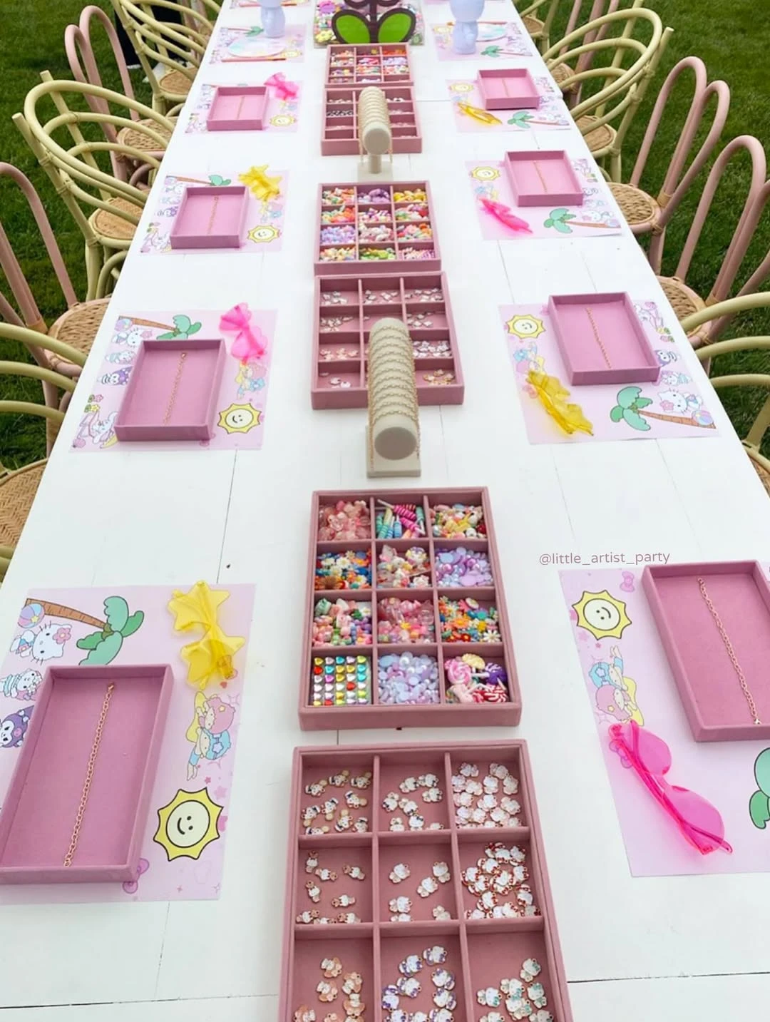 Custom Accessory Bar hello kitty birthday party ideas