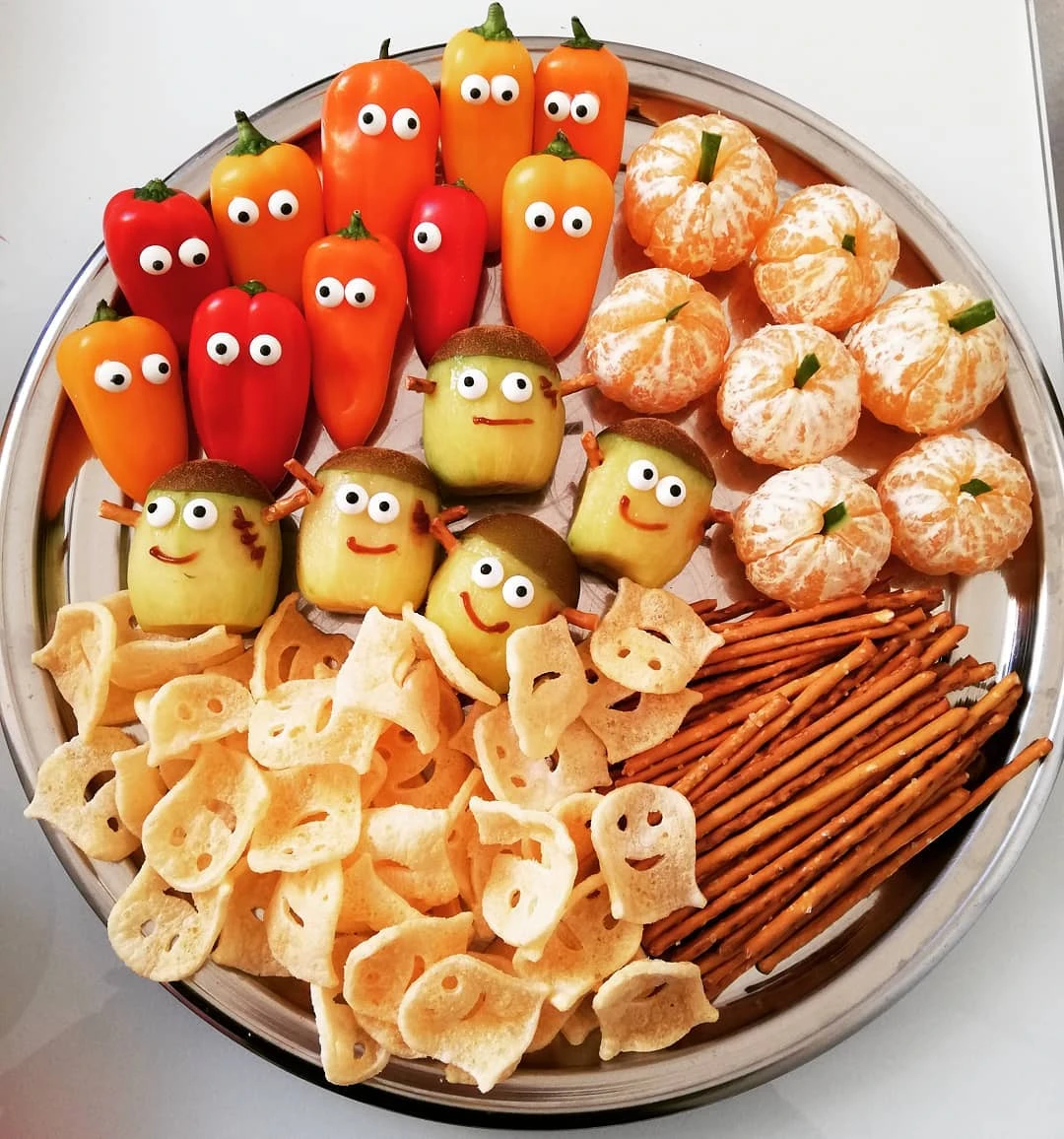 Healthy Monster Snack Platter kids halloween party