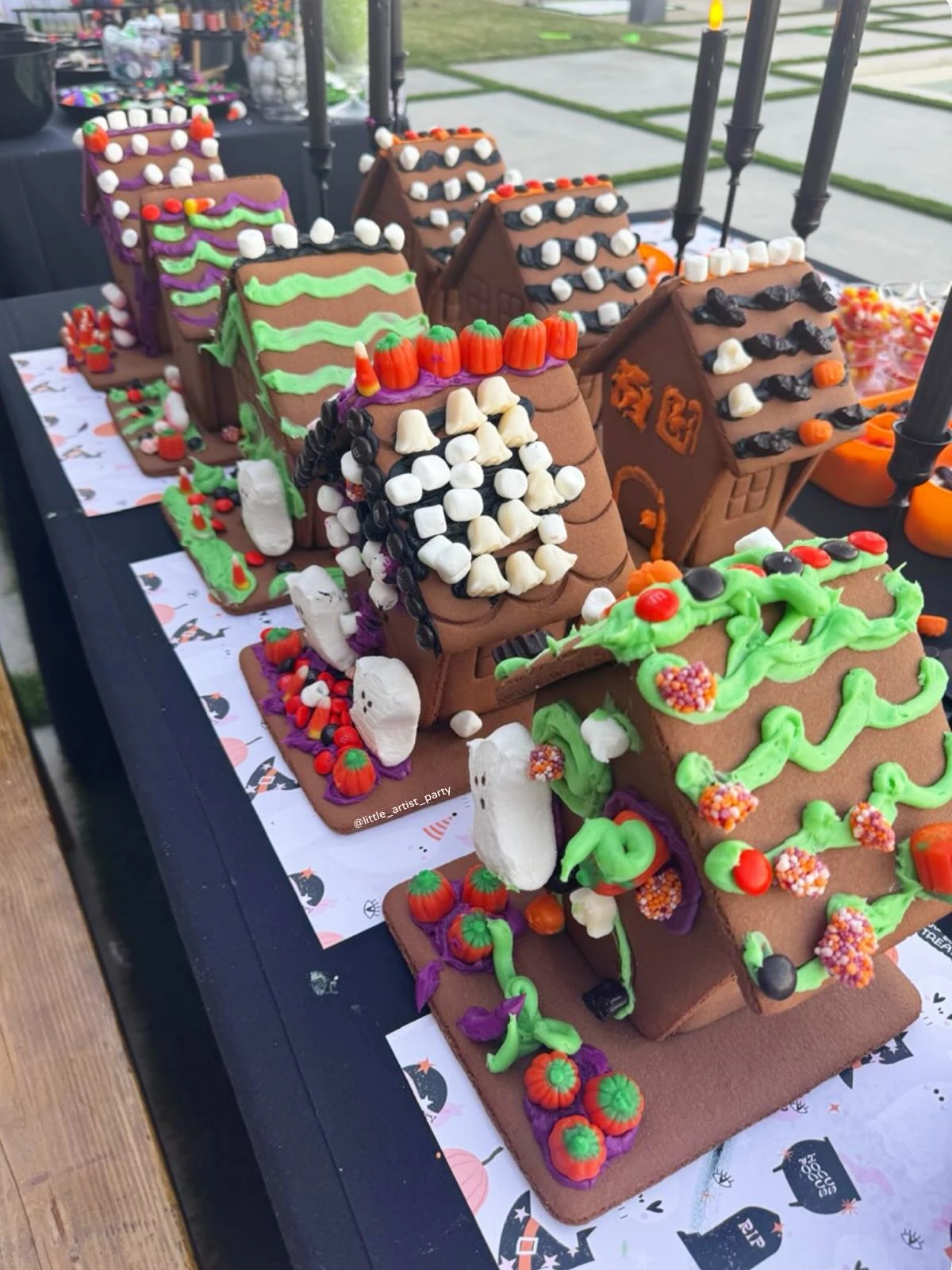 Haunted Gingerbread House Station kids halloween party