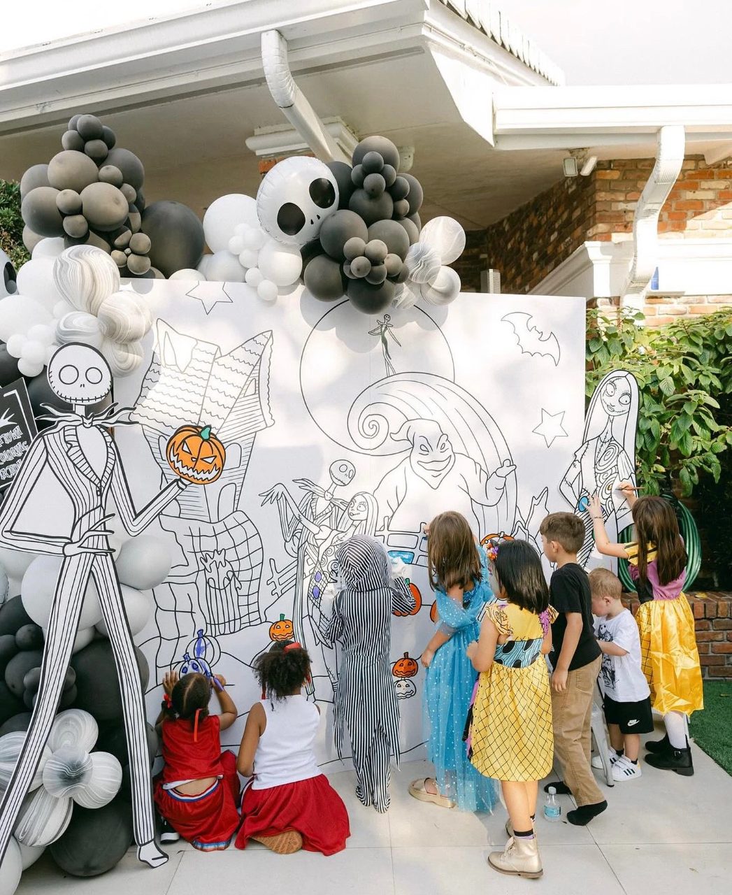 Giant Coloring Wall kids halloween party
