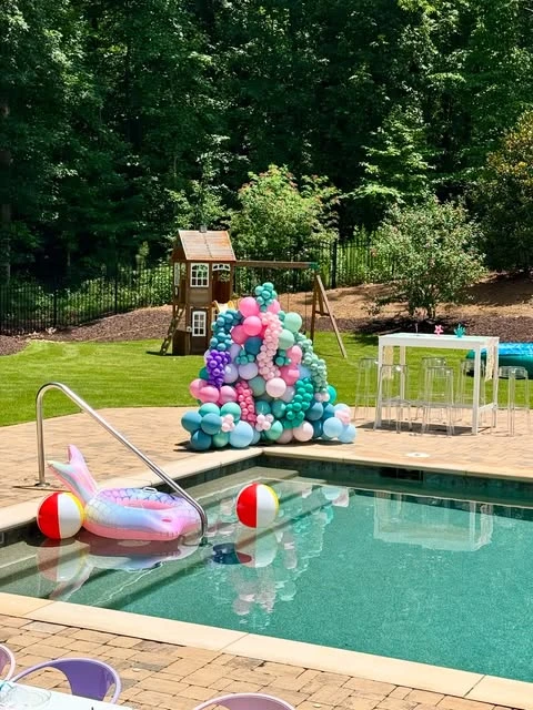Floating Ocean Accents mermaid birthday party ideas