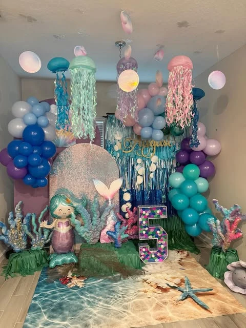 Immersive Underwater Photo Zone mermaid birthday party ideas