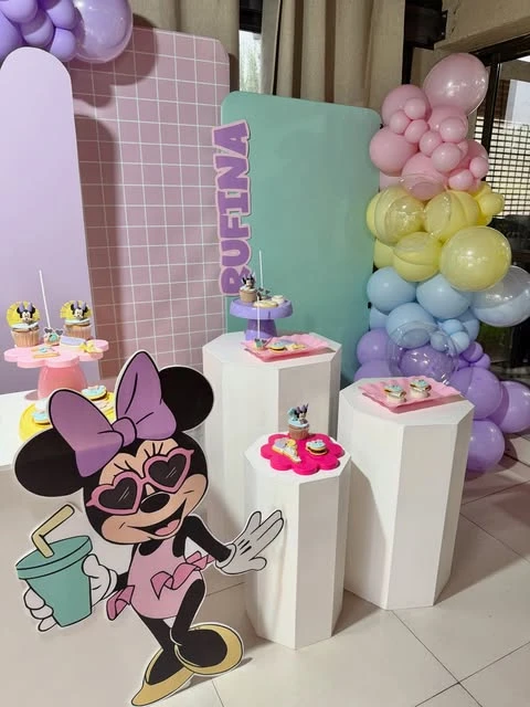 Pastel Geometric Pedestal Displays minnie mouse birthday party ideas