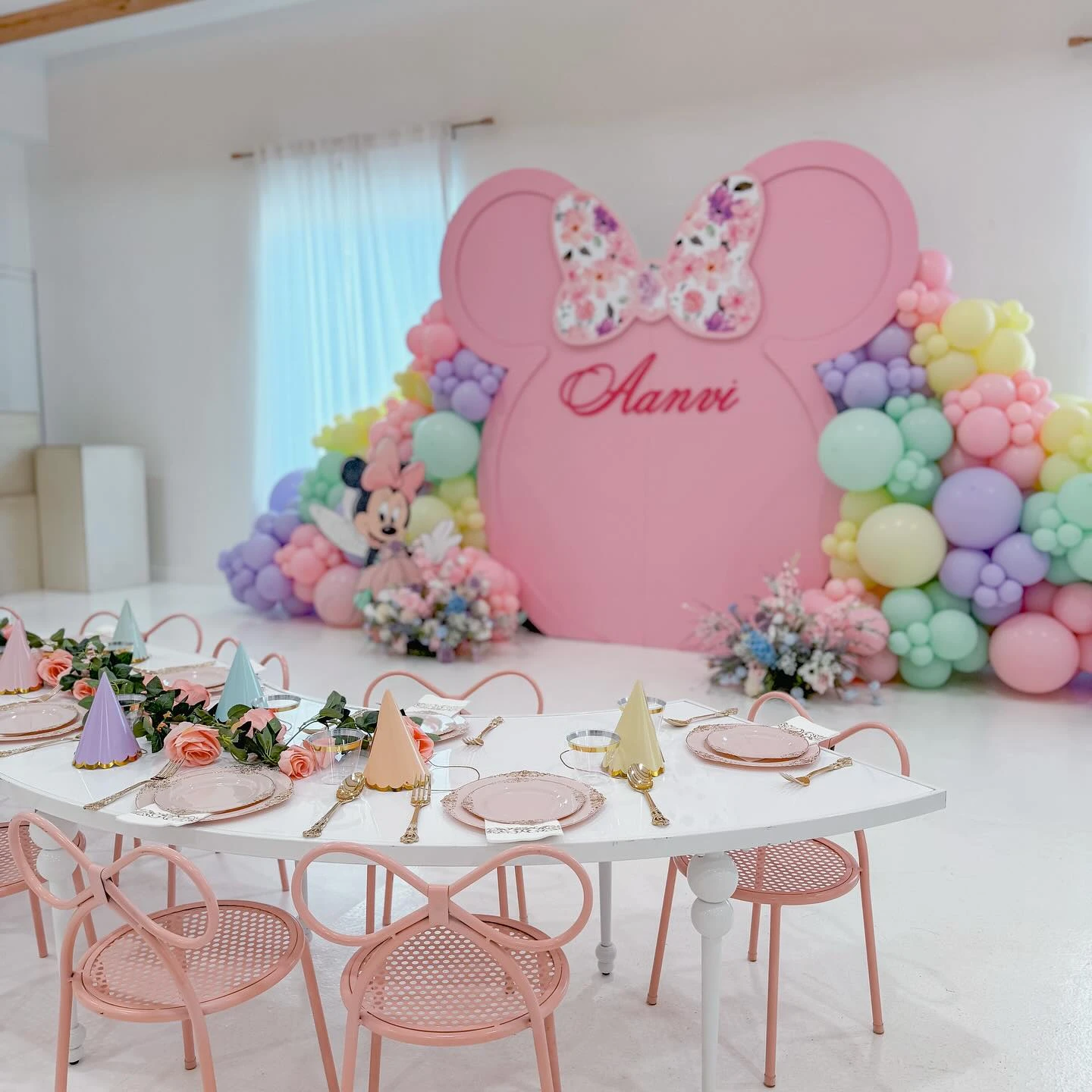 Bow Back Seating Design minnie mouse birthday party ideas
