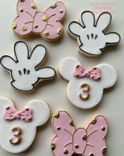 Blush and Gold Cookies minnie mouse birthday party ideas