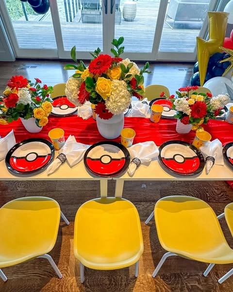Poke Ball Dining Setup Pokemon birthday party ideas