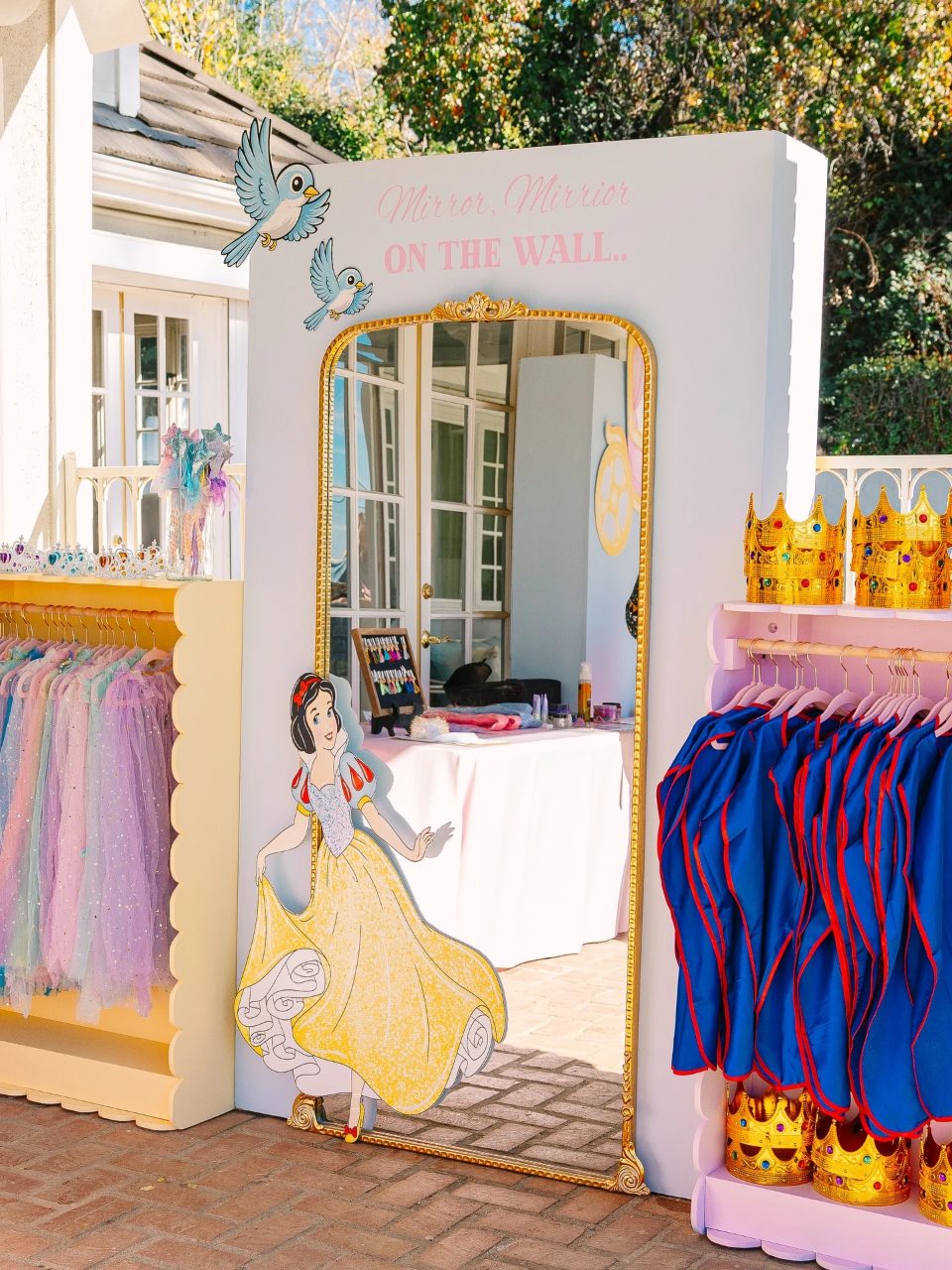 Interactive Royal Dressing Station princess birthday party