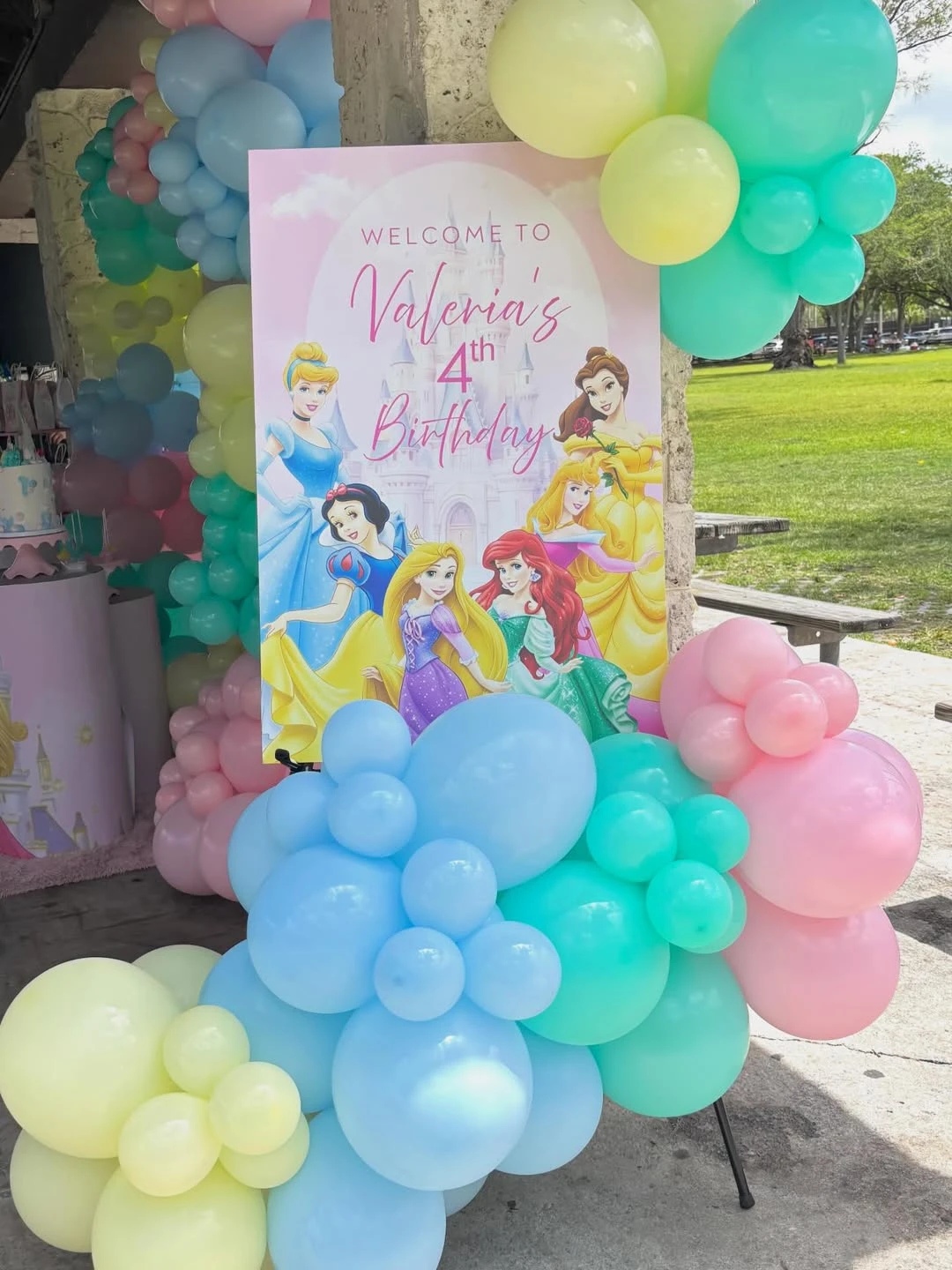 Asymmetrical Balloon Welcome Signs princess birthday party