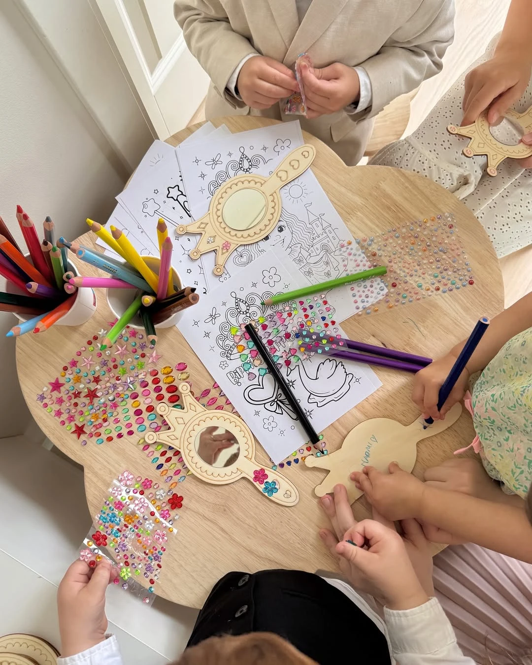 Gemstone Mirror Crafting princess birthday party