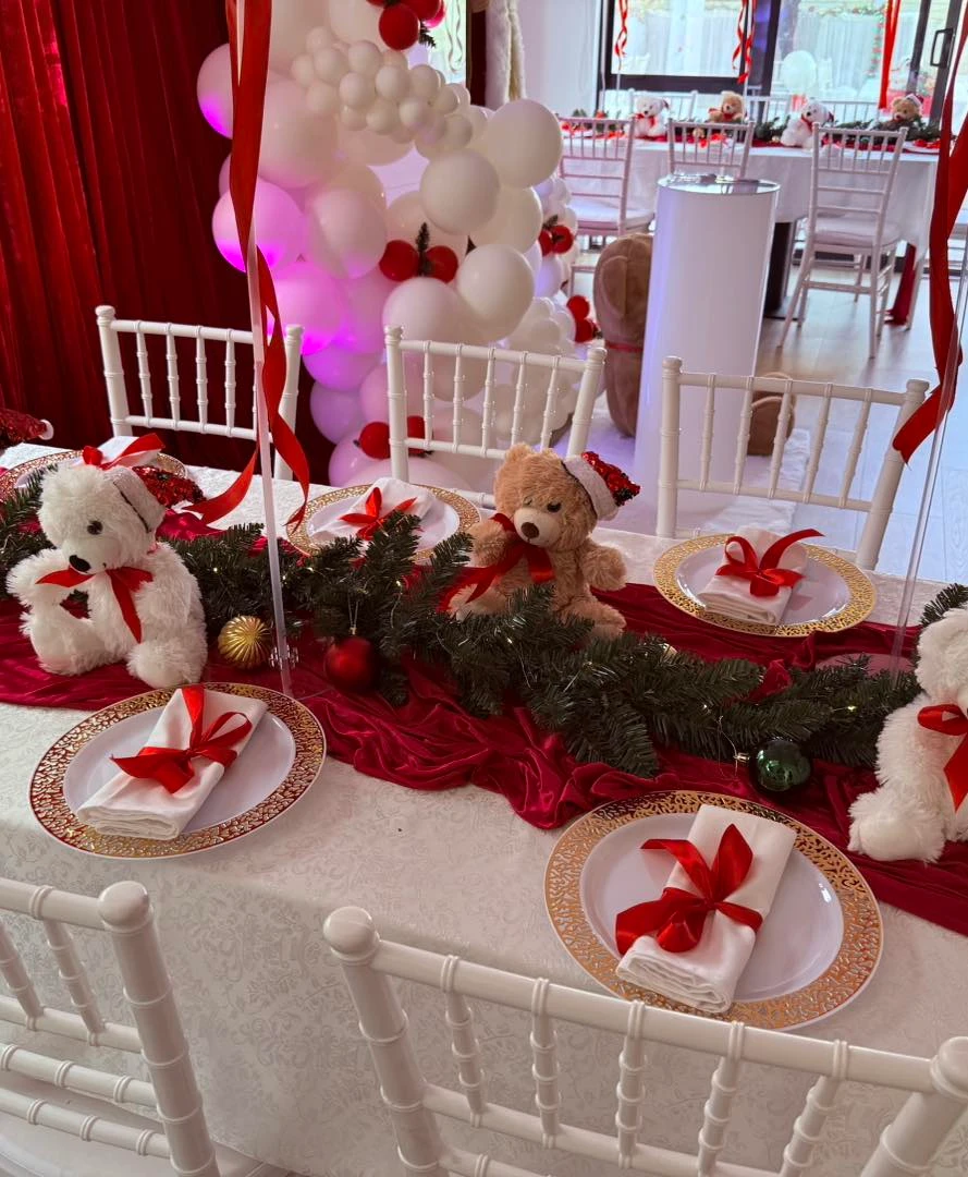Velvet and Evergreen Runners santa baby shower ideas
