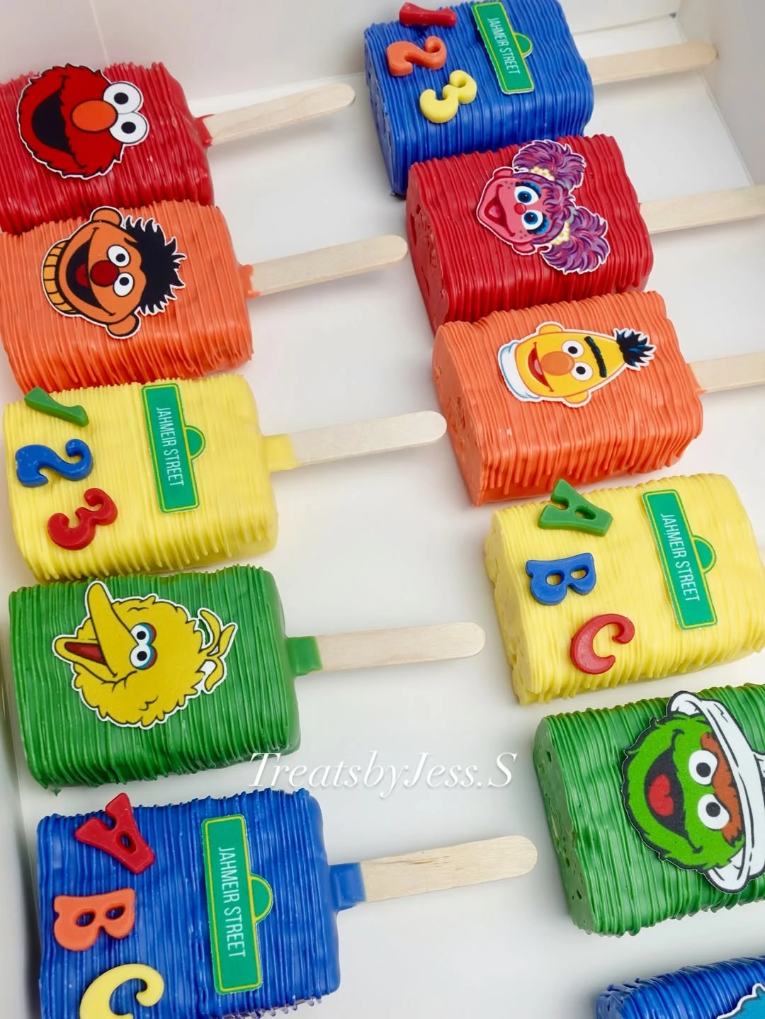 Primary Palette Snack Pops sesame street birthday party ideas
