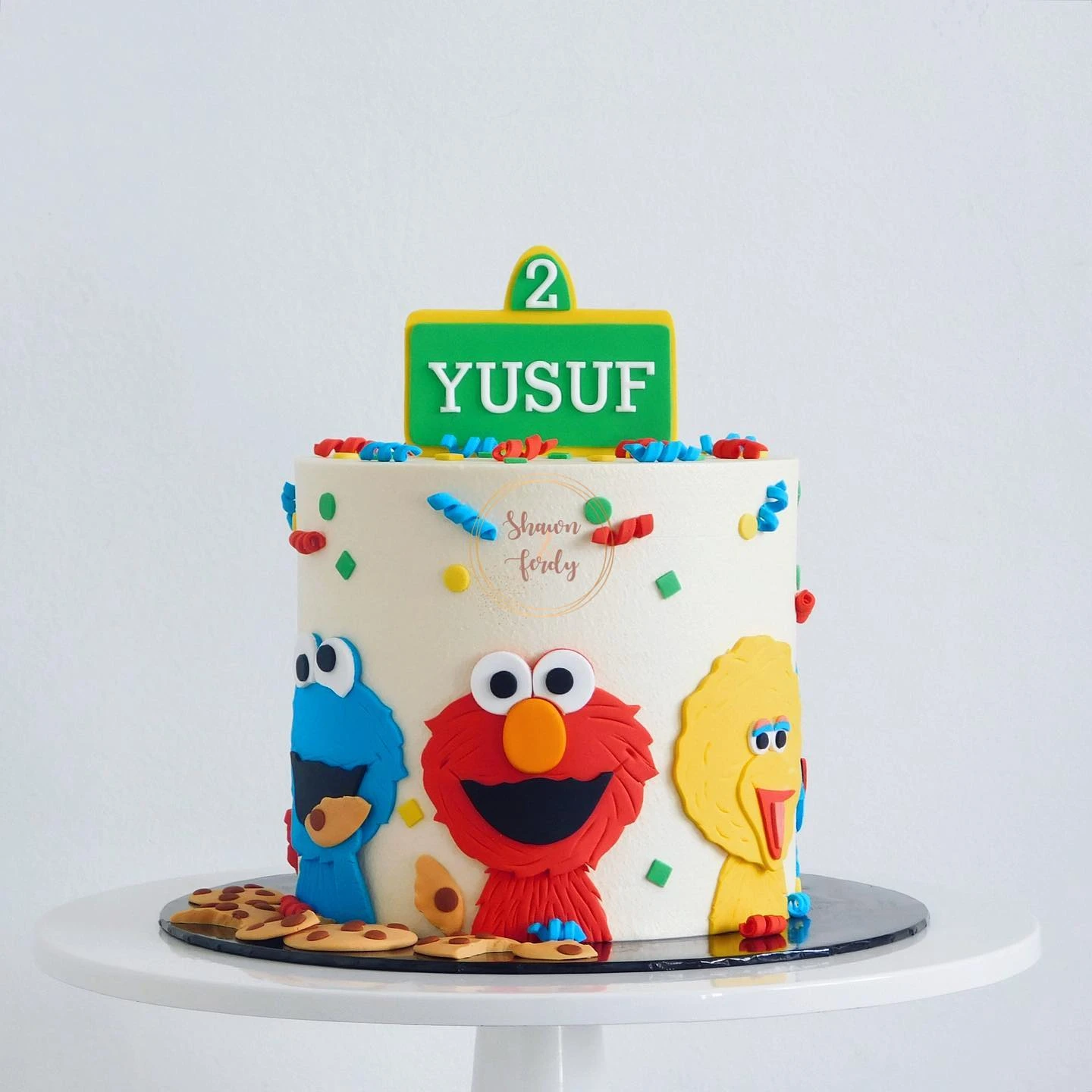 Character Cutout Cake Design sesame street birthday party ideas