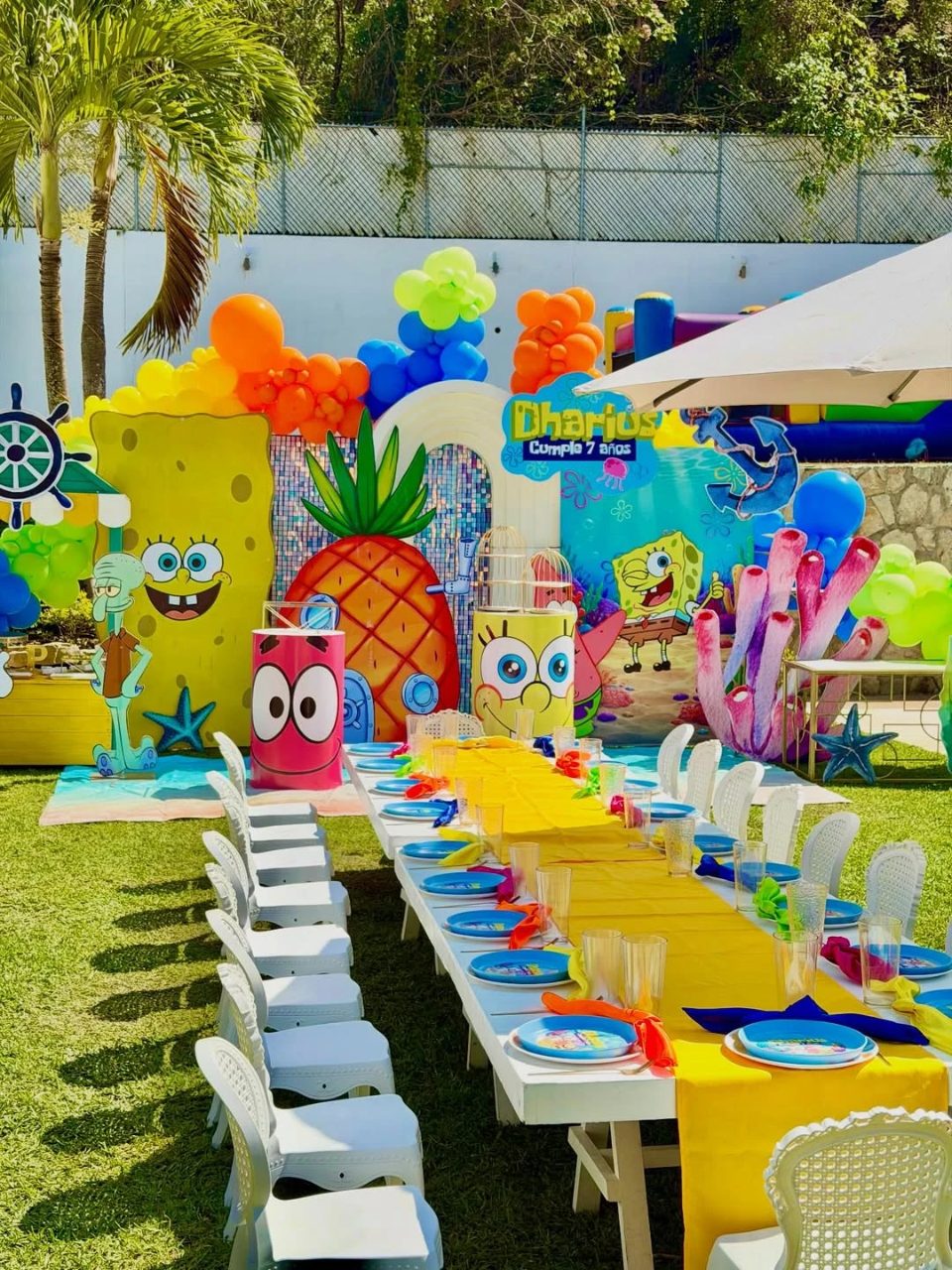 Outdoor Bikini Bottom Scene spongebob birthday party