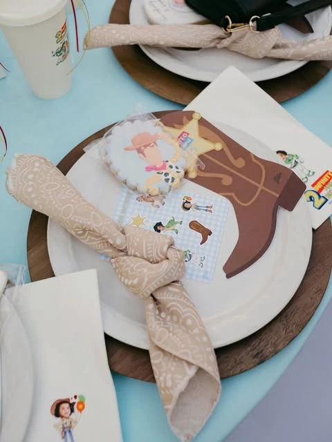 Bandana and Boot Tablescapes toy story birthday party ideas