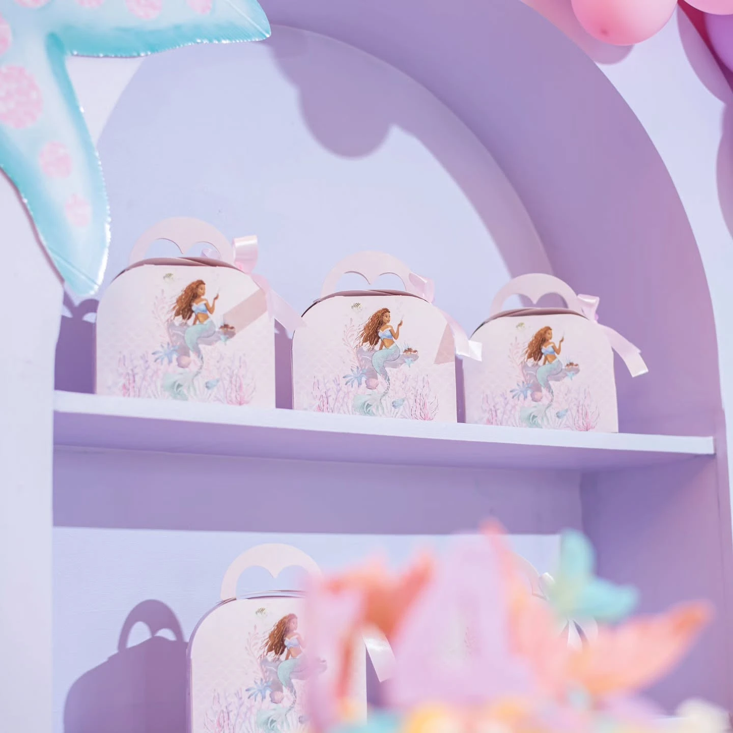 Organized Favor Nook Shelving under the sea birthday party
