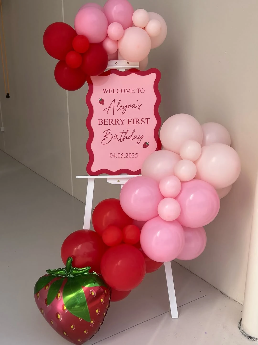 Scalloped Welcome Signage berry first birthday