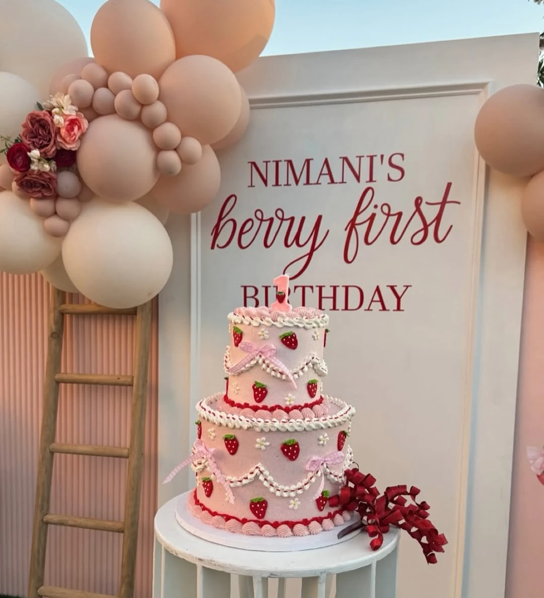 Vintage Piped Cake Display berry first birthday