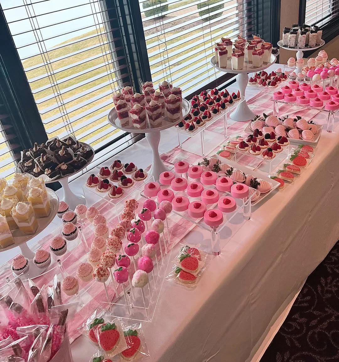 Clear Riser Dessert Heights berry sweet baby shower