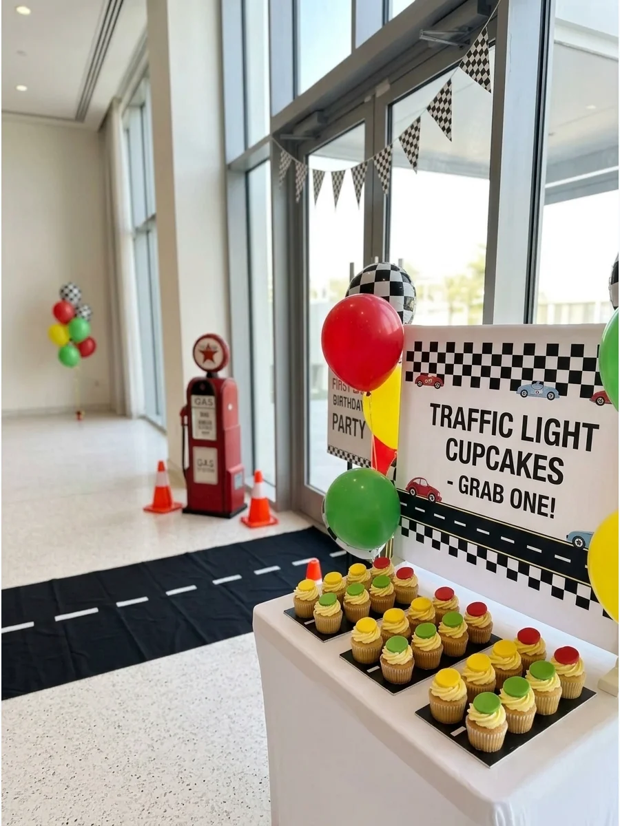 Traffic Light Cupcakes support view 1