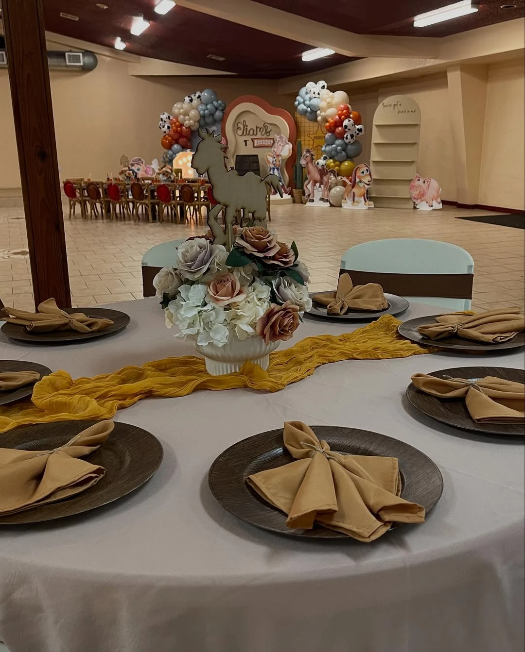 Textured Western Tablescapes first rodeo birthday party