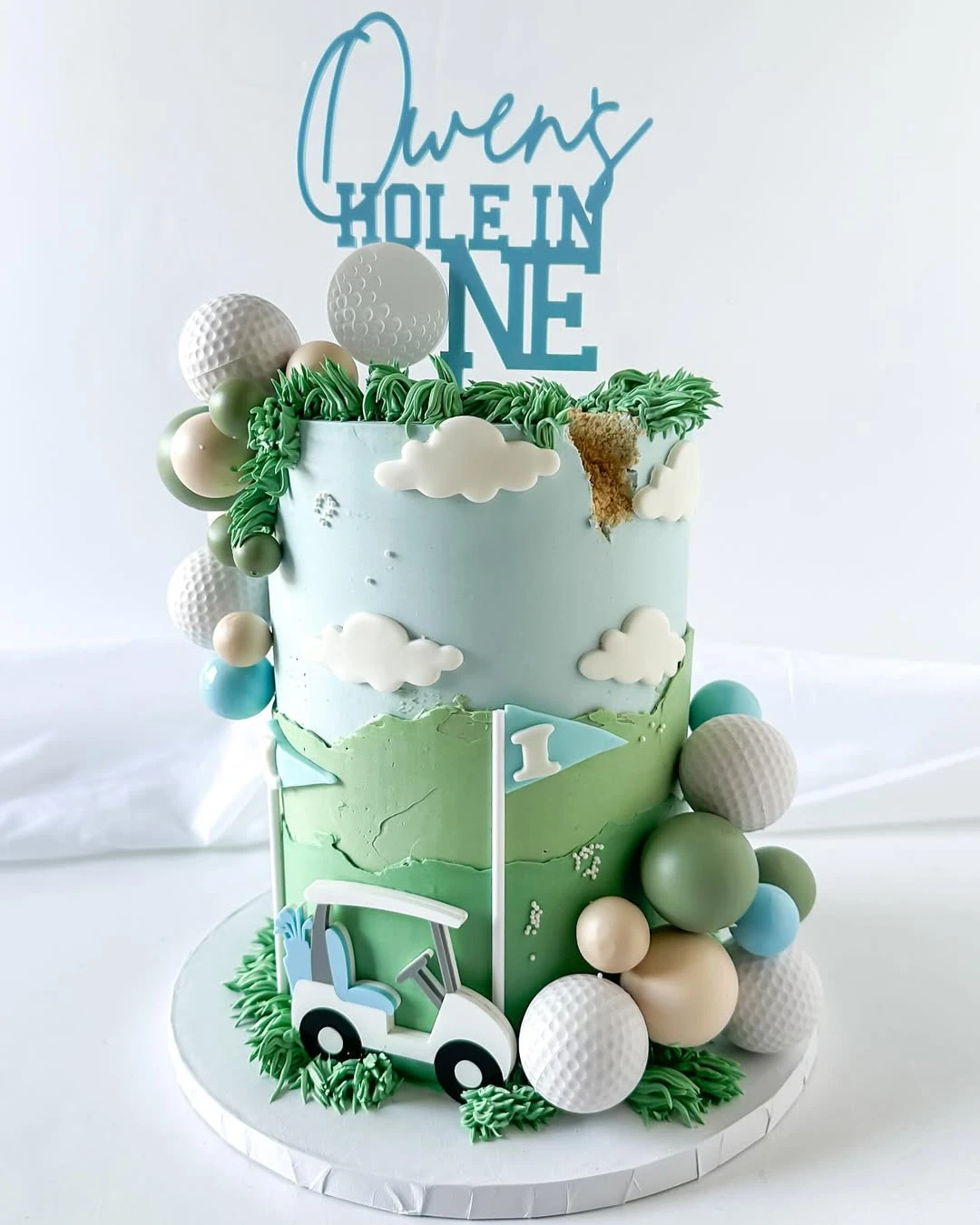 Vertical Landscape Course Cake hole in one first birthday