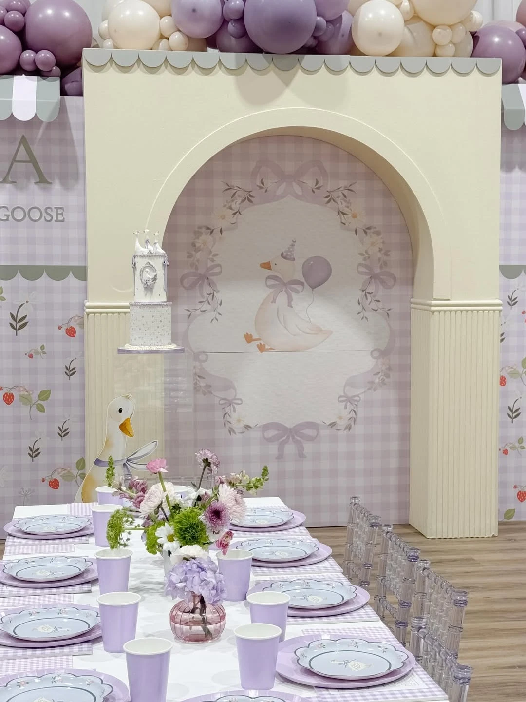 Illustrated Character Backdrop Arches one silly goose birthday