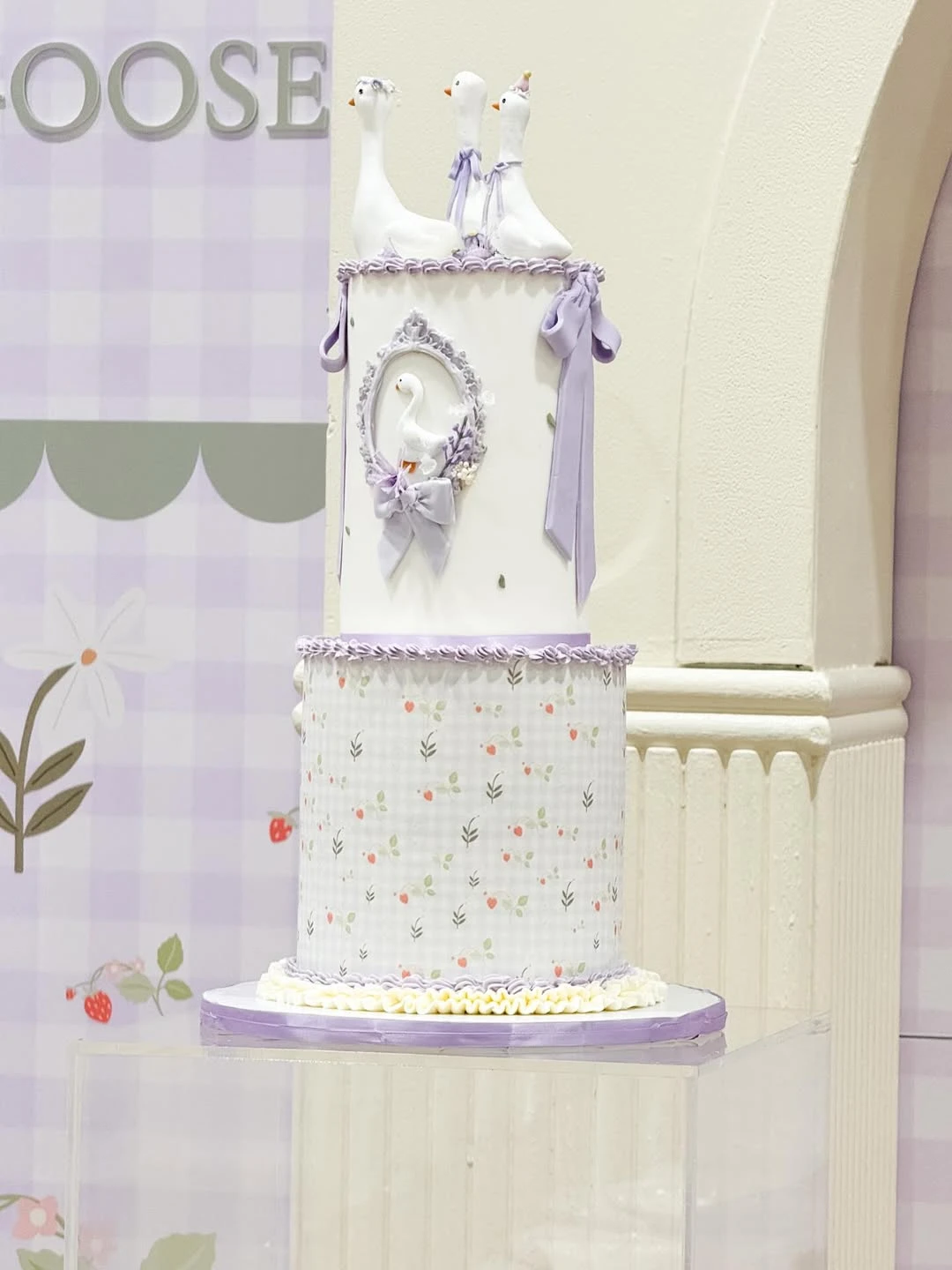 Vintage Bow Gingham Cake one silly goose birthday