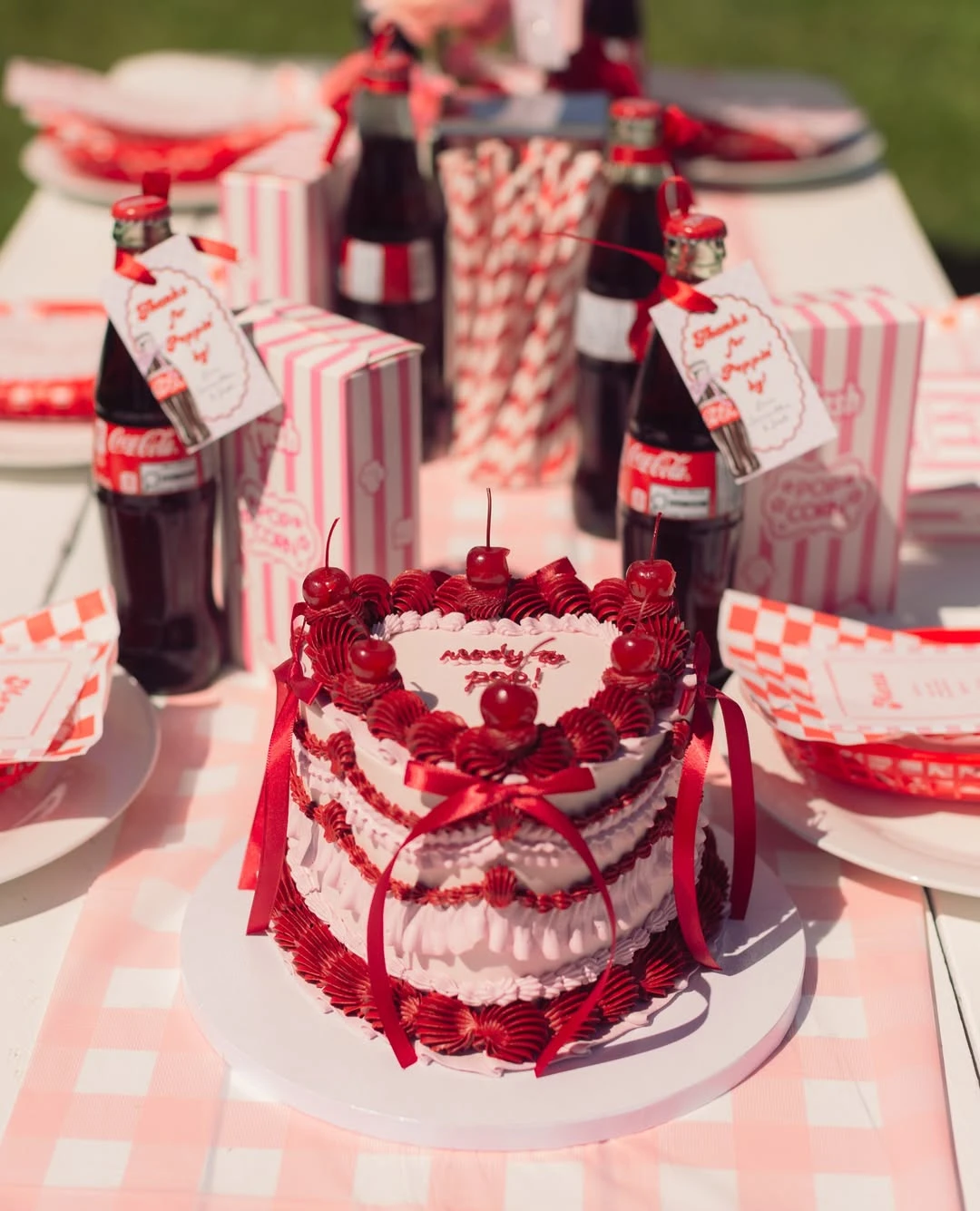 Soda Pop Table Settings she s ready to pop baby shower