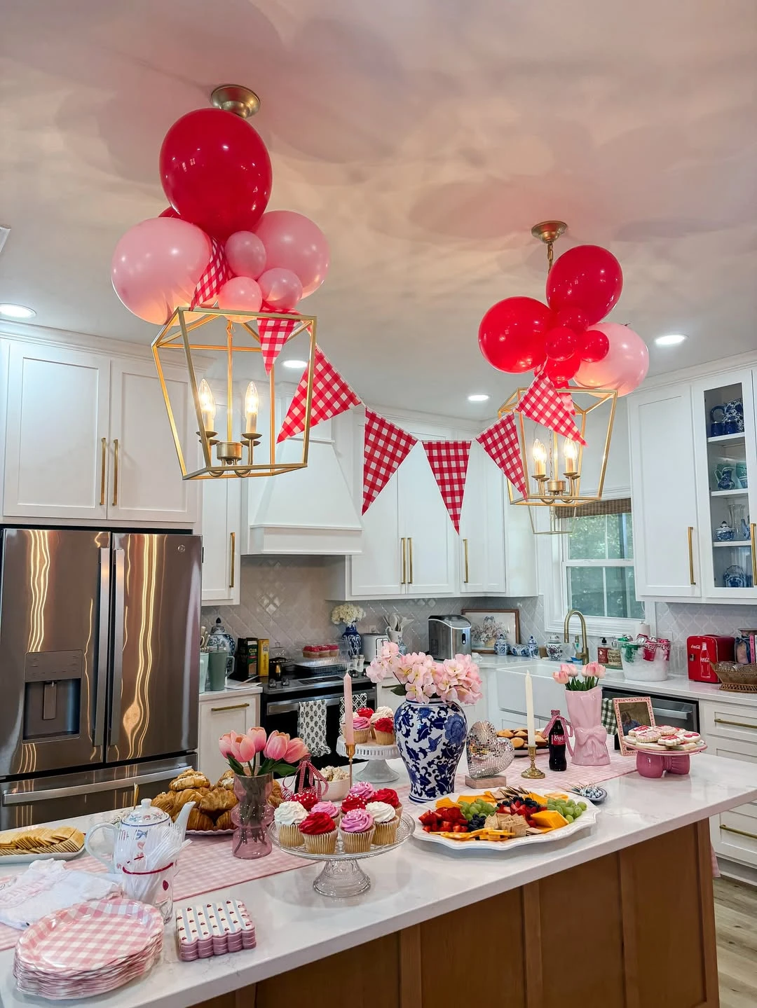 Pendant Light Balloon Accents she s ready to pop baby shower