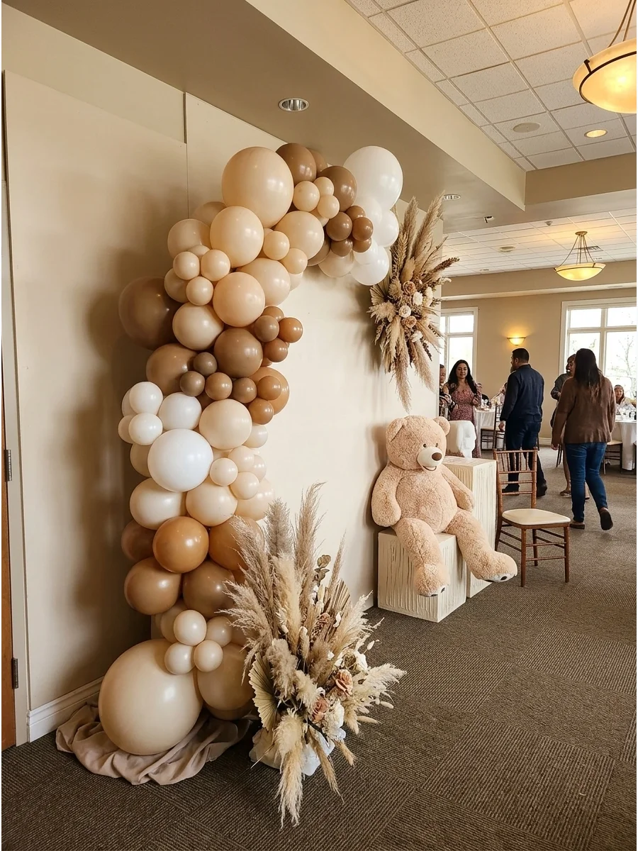 Neutral Teddy Bear Balloon Arch support view 1