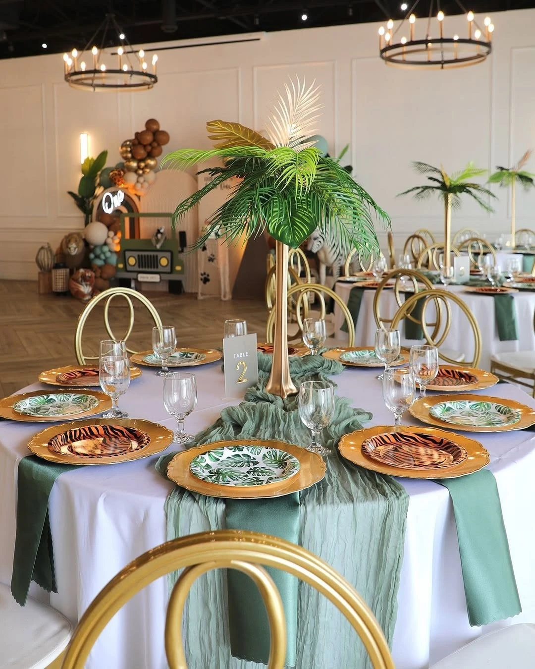 Mixed Animal Print Tablescapes wild one birthday party boys