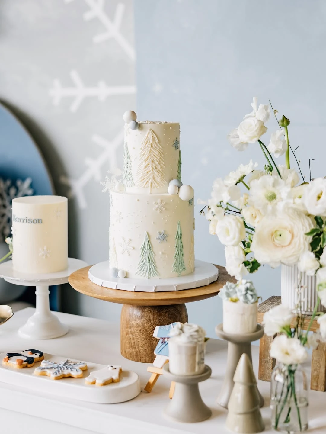 Textured Winter Forest Cakes winter onederland party