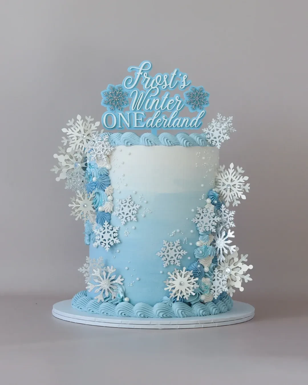 Icy Gradient Smash Cake winter onederland party