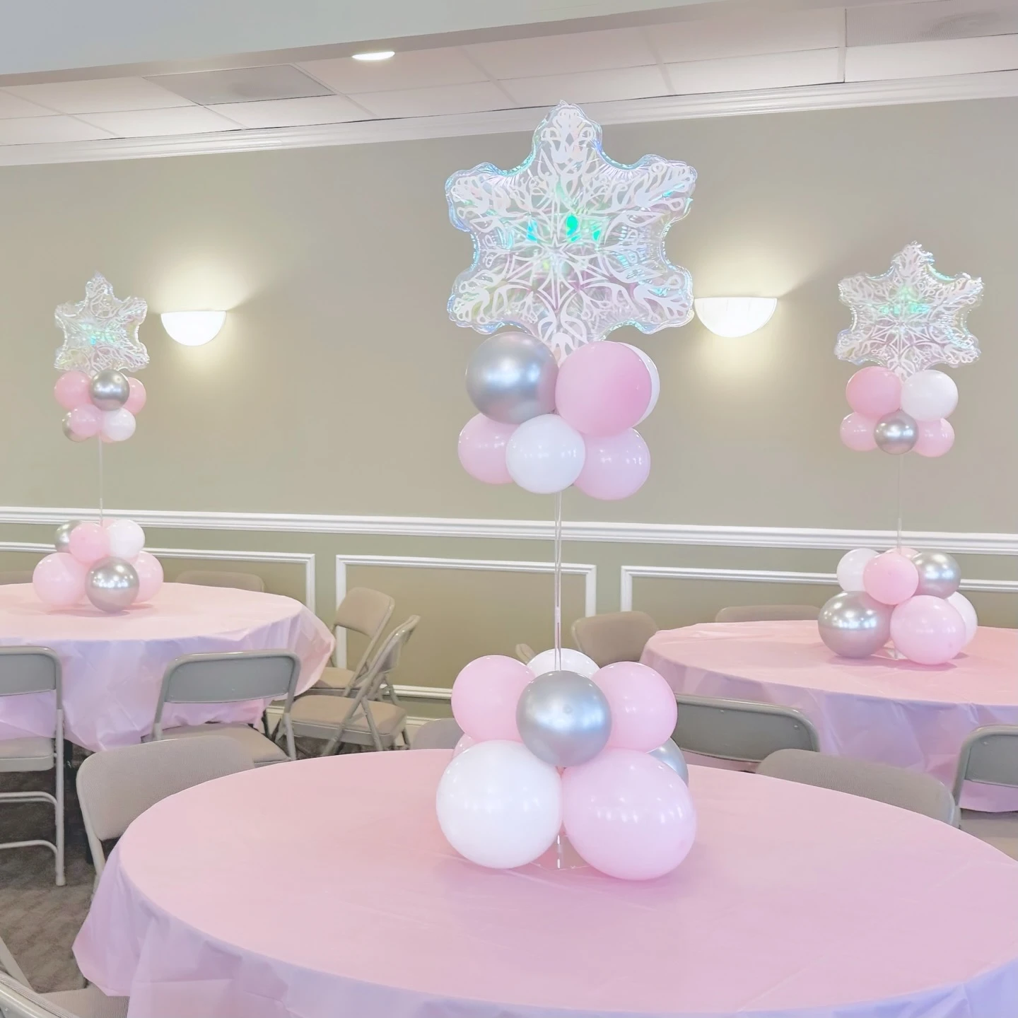Snowflake Balloon Table Towers winter onederland party