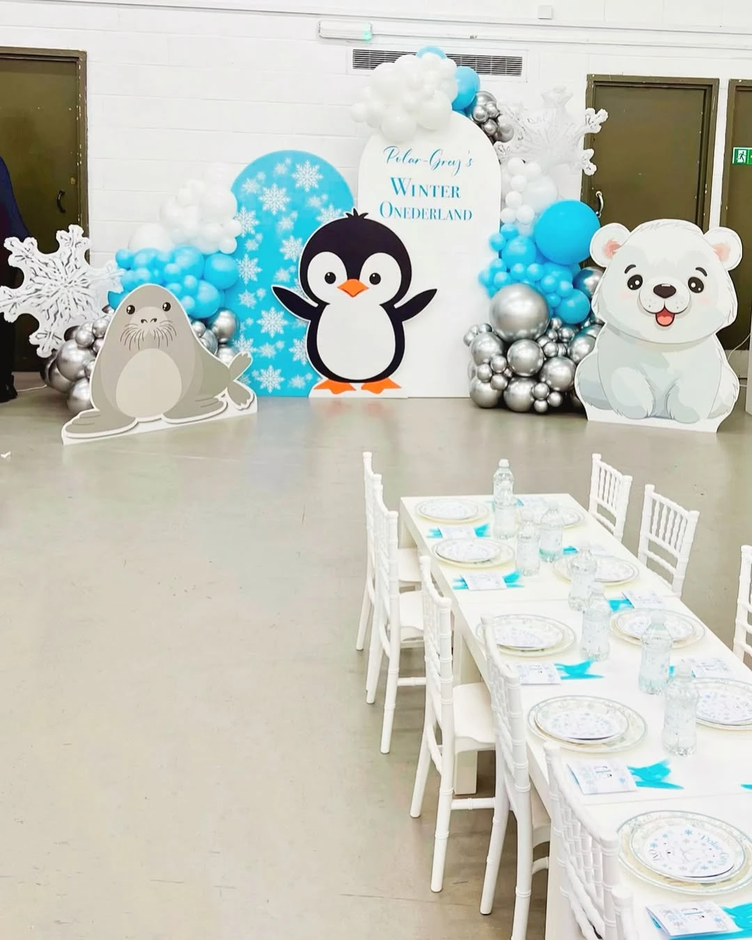 Polar Friend Display Area winter onederland party