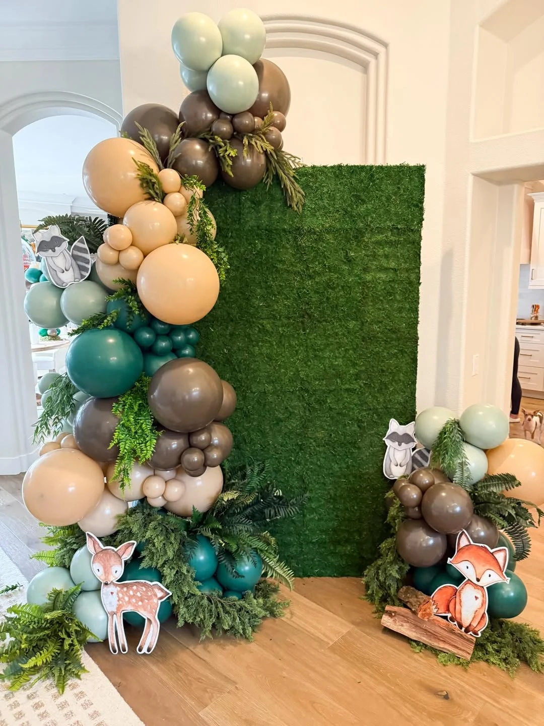 Mossy Backdrop with Fauna woodland baby shower