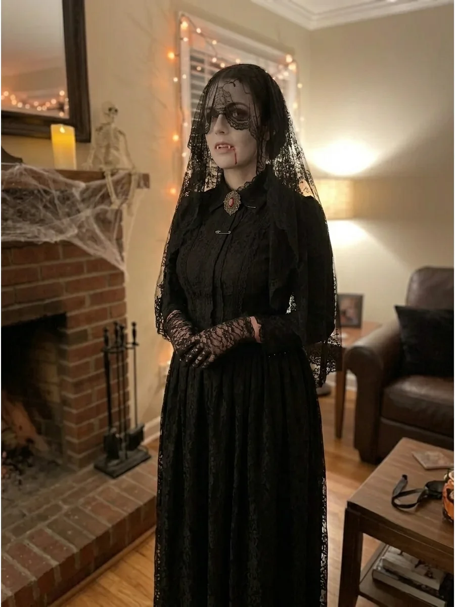 Victorian Widow Vampire support view 1