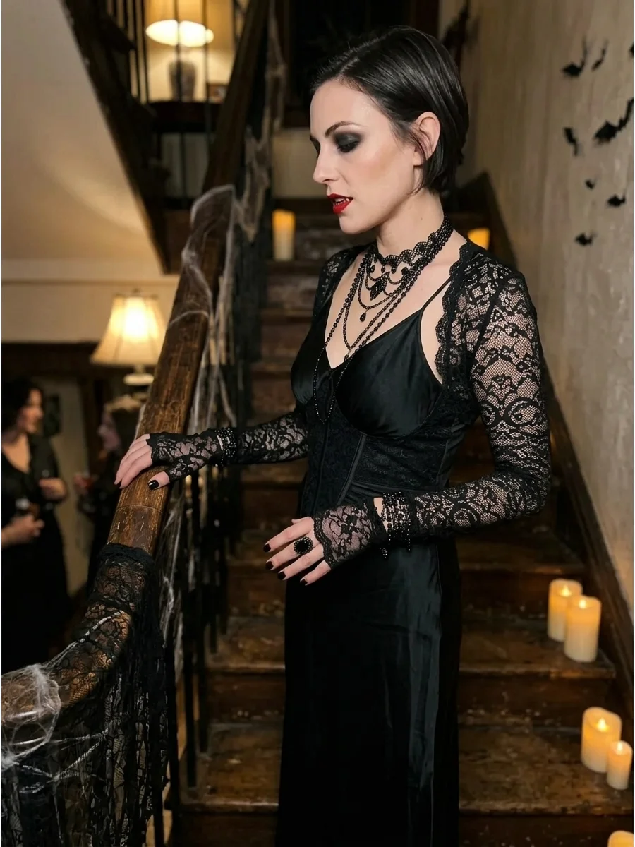 Midnight Black Vampiress support view 1