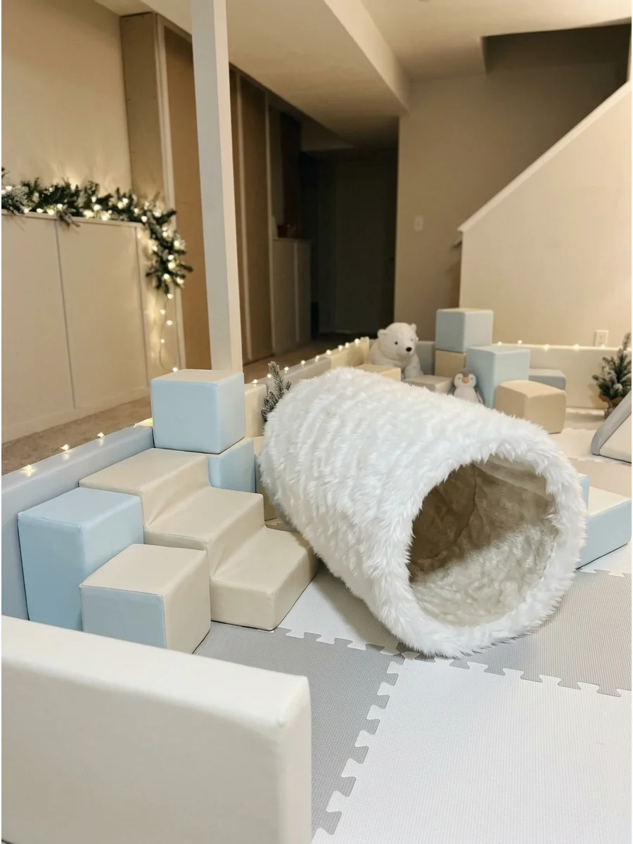 Winter ONEderland Soft Play Area support view 1